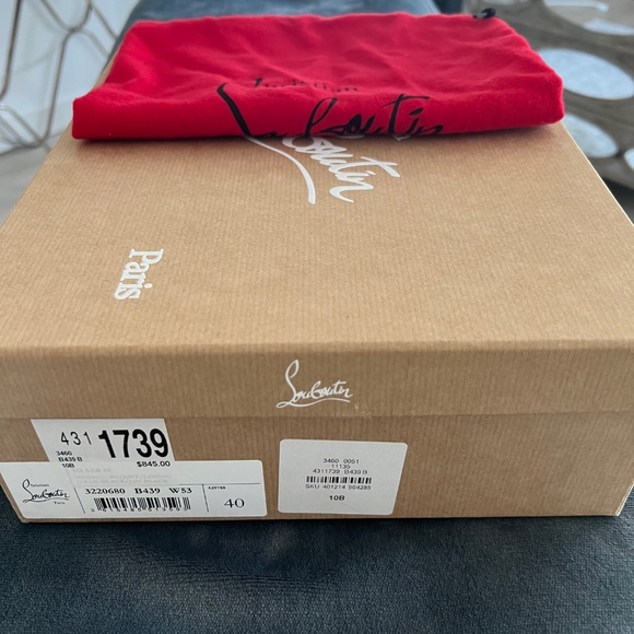 CHRISTIAN LOUBOUTIN Miss Sab Patent Red Sole Pumps - Picture 6 of 7